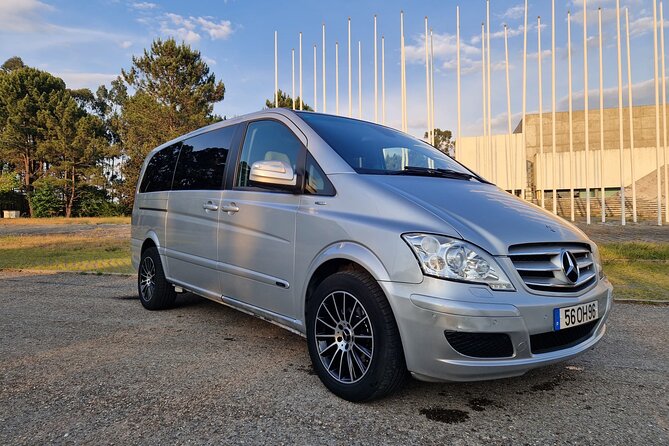 Private Transfer between Porto and Lisbon - Convenient Pickup from Porto or Lisbon Airports