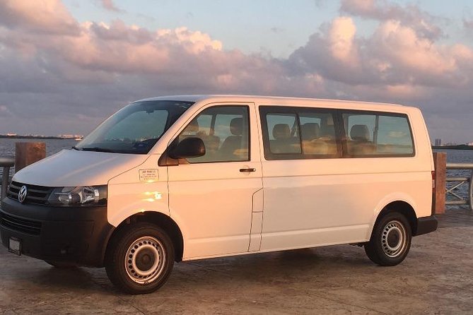 Private Transfer Cancun-Playa del Carmen/Ferry/Puerto Aventuras - How the Private Transfer Service Operates from Cancun Airport