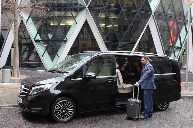 Private transfer from Brussels Airport to Brussels city Business car - Brussels Airport to Brussels City in Luxury and Comfort