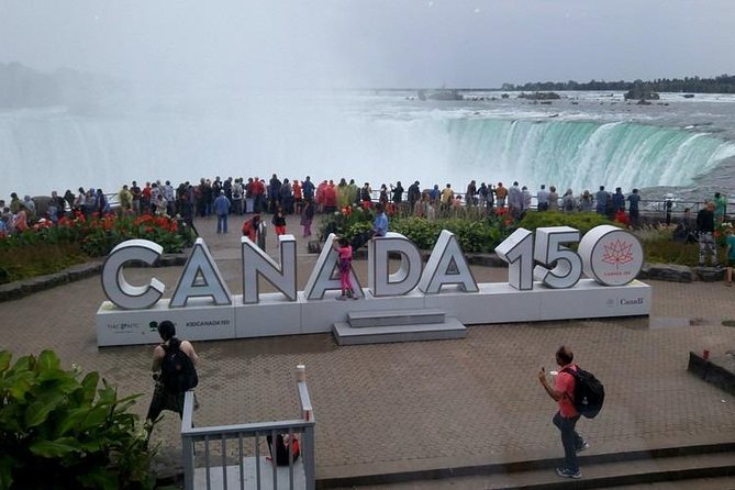 Private Transfer from Buffalo Intl, Airport (BUF) to Niagara Falls Canada - Navigating Customs with Your Private Driver
