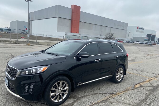 Private Transfer from Buffalo NY to Toronto - Customizable Pickup and Drop-off Locations in the GTA Area