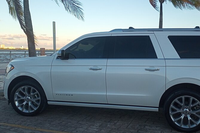 Private Transfer from Cancun Airport to Playa del Carmen - Vehicle Quality and Comfort Features