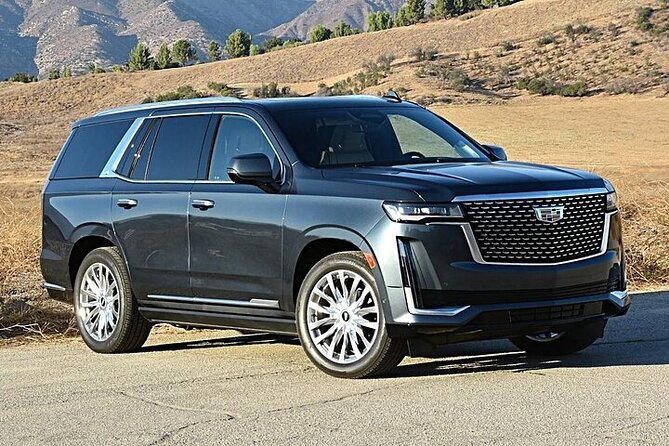 Private Transfer from La Guardia Airport LGA to Manhattan by SUV - Convenience of a Private Luxury SUV in New York City