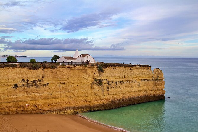 Private Transfer from Lisbon to Albufeira-2 Hours for Sightseeing - Flexible Pickup and Personalized Service in Lisbon