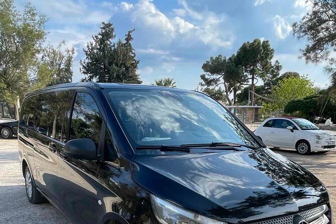 Private Transfer from/to Santorini Port and Airport - How the Private Transfer Service Operates in Santorini