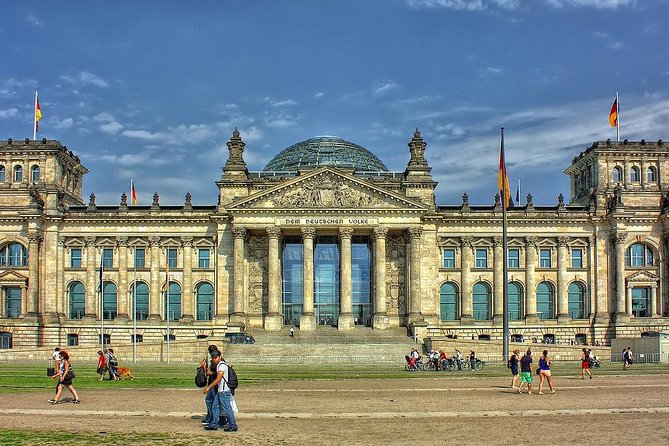 Private Transfer from Vienna to Berlin with 2 hours for sightseeing - The Route from Vienna to Berlin with Sightseeing Stops
