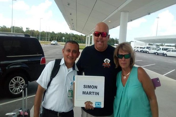 Private transfer round Cancun airport -Playa del Carmen - airport. - Meeting Point at Cancun International Airport