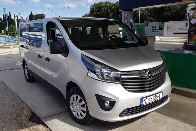 Private transfer Split airport to Split (any location) up to 8 passengers - The Driver Experience and Customer Service