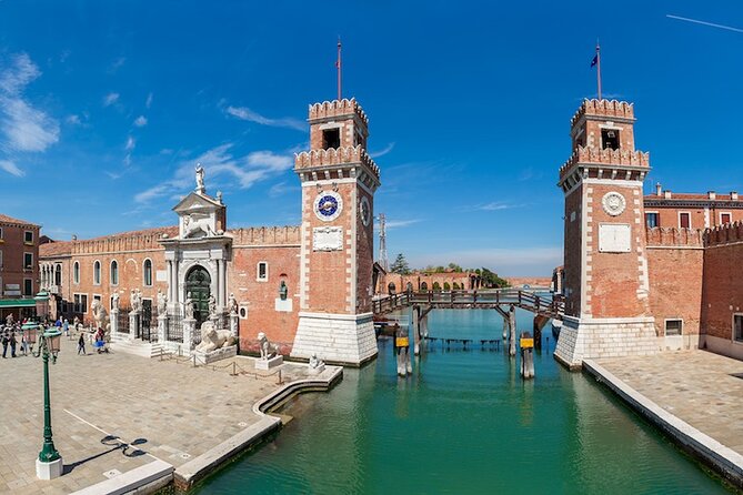 Private Transfer: Venice to Marco Polo Airport VCE in Luxury Van - Starting Point at Venice Marco Polo Airport