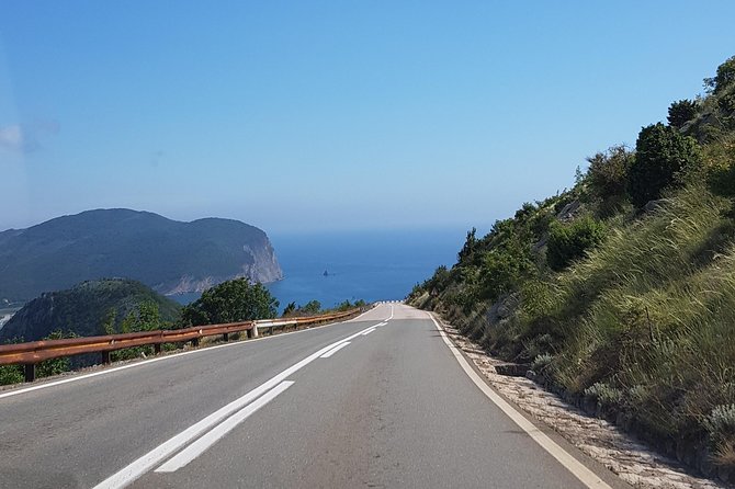 Private transfers from Podgorica Airport and city to Budva - Comfort and Features: WiFi, Air Conditioning, and Private Vehicles