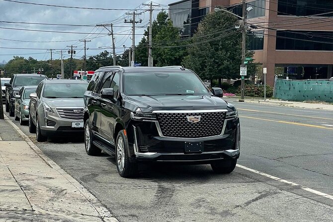 Private Transportation First Class SUV in New York - Select Your Airport for a Smooth Departure Experience