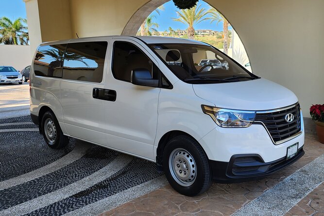 Private Transportation from Los Cabos Airport to ROUND TRIP Hotels - Meeting Point Details and Operational Hours