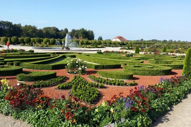 Private Trip from Vilnius to Riga: Hill of Crosses, Rundale Palace, Bauska castl - From Vilnius to Riga: A Comfortable One-Way Journey