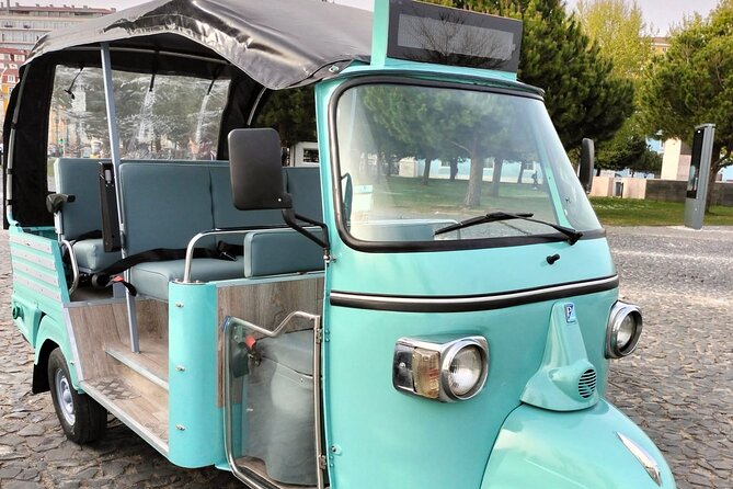 Private Tuk Tuk Tour 1h30 to Lisbon - Breathtaking Viewpoints: Miradouro da Senhora do Monte and More