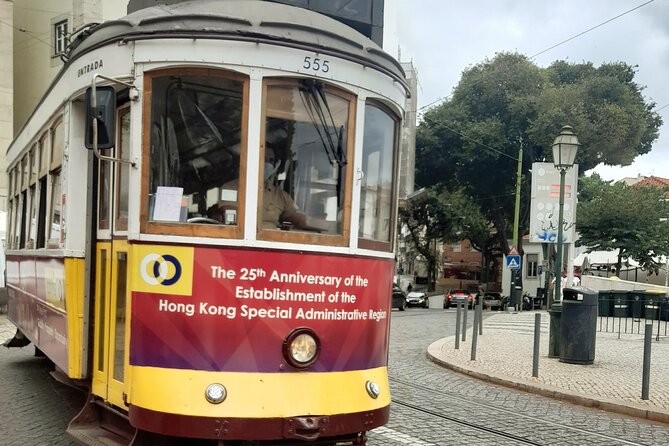 Private tuk tuk tour through the historic center of Lisbon - Visiting Lisbon Cathedral: The City’s Oldest Religious Landmark