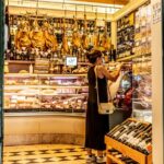 Private Tuktuk Tour with Portuguese Tapas and Wine - What Makes the Electric Tuk Tuk Unique in Lisbon