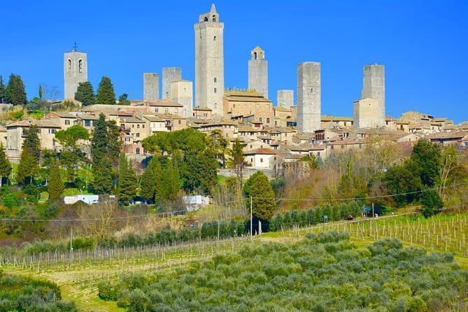 Private Tuscany Tour: Siena, San Gimignano and Chianti Day Trip - Visiting the Heart of Siena’s Historic Center