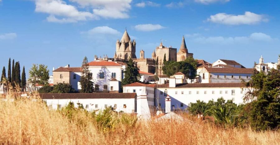 Private Unforgetable Full Day Tour in Évora - Discovering Évora’s UNESCO World Heritage Charm