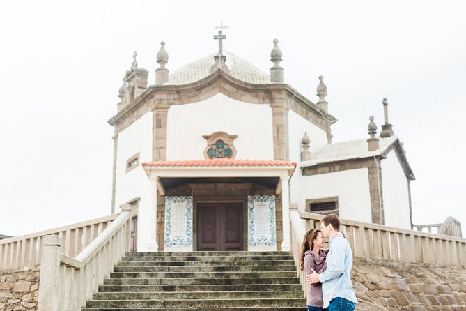 Private Vacation Photography Session with Local Photographer in Porto - Iconic Porto Locations Offered in the Photoshoot