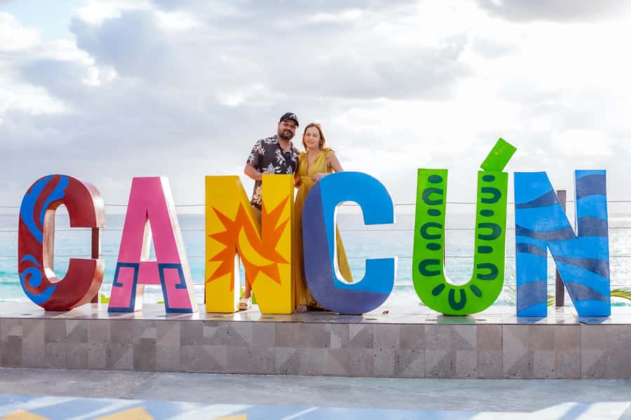 Private Vacation Photoshoot with Photographer in Cancun - Discover Cancun’s Top Photo Spots with a Local Guide