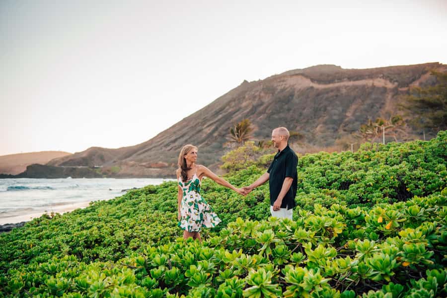 Private Vacation Photoshoot with Photographer in Oahu - Iconic and Hidden Locations on the Photographic Route