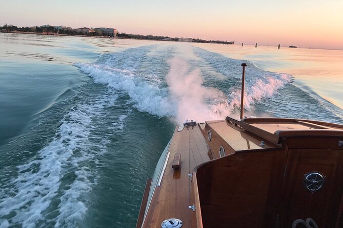 Private Venice Lagoon Classic Boat Tour (4 hours) - The Private Boat Experience on the Venetian Lagoon