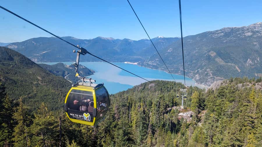 Private Whistler+Sea2 Sky Gondola+Shanon Fall+Green LakeTOUR - Starting Point and Transportation Logistics in Vancouver