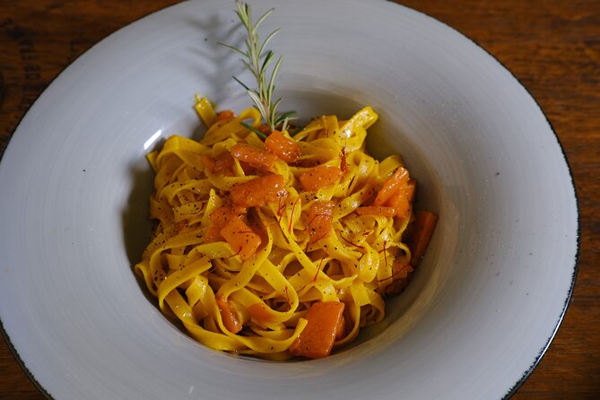 Private Wine & Evo oil tasting with Saffron Meal - The Family-Led Experience and Personal Welcome