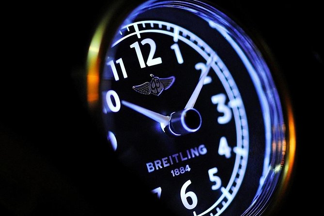 Private wine Tours- Toronto To Niagara-on-Lake - The Luxury Black Car Experience: Comfort Throughout the Day