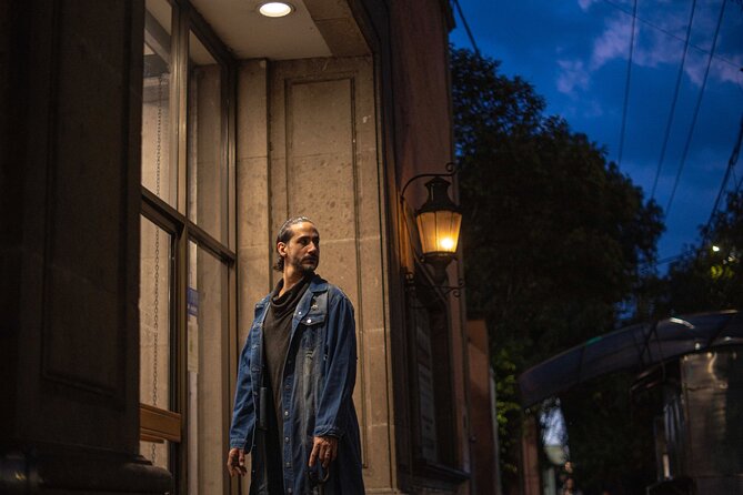 Professional Mexico City Photoshoot, Capture and Cherish Journey - The Cinematic Photography Style Crafted by Experts