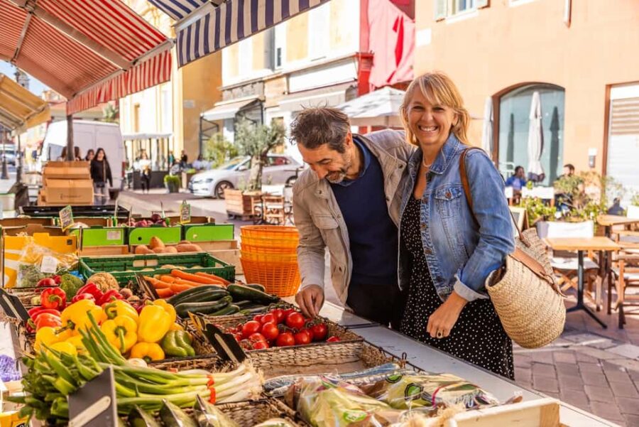 Professional Photoshoot in Nice - Starting Point at Cours Saleya in Nice