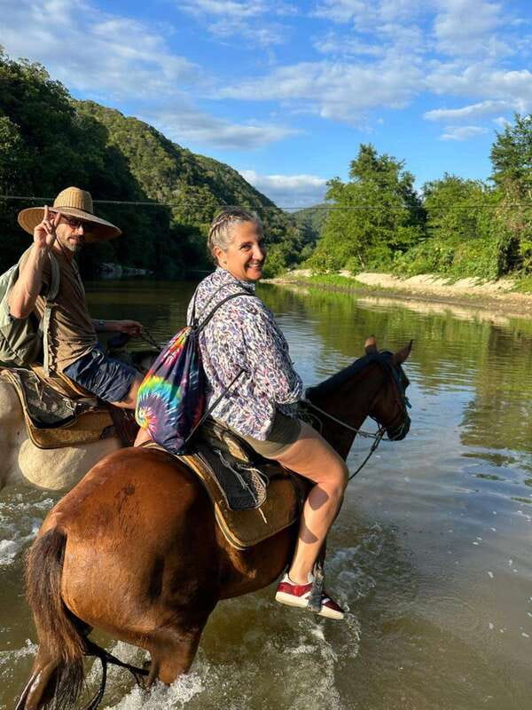 Puerto Escondido: Horseback Riding Along the Countryside - Pickup and Transportation from Puerto Escondido