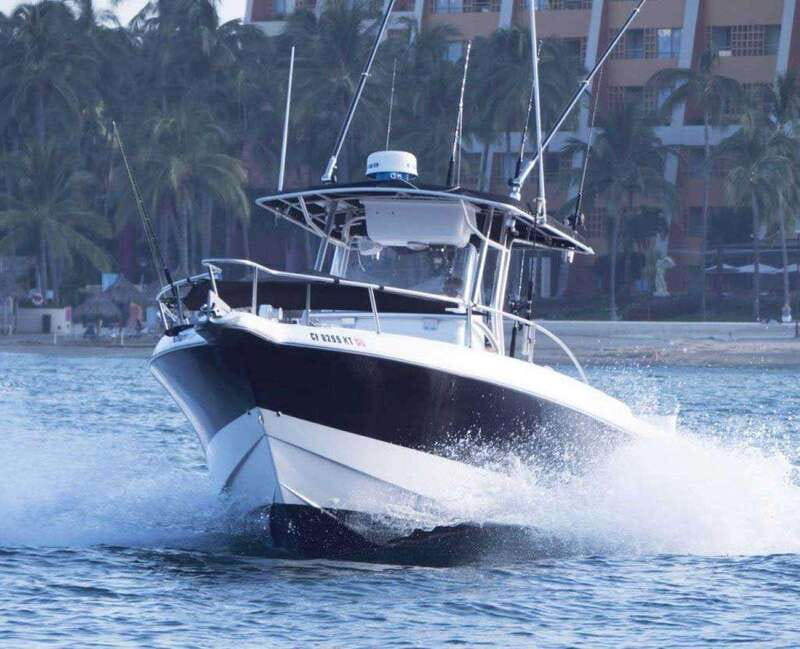 Puerto Vallarta: Fishing Cachi I 28 - The 28-Foot Super Panga: Designed for Comfort and Performance
