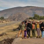 Pyramids of Teotihuacan and restaurant la Gruta (Original) - Exploring the Archaeological Zone of Teotihuacan
