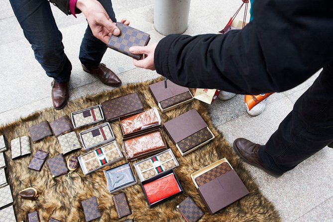 Quarteira Town & Gypsy Market Tour with Beach Bliss - Exploring Quarteira Gypsy Market: A Shopper’s Paradise