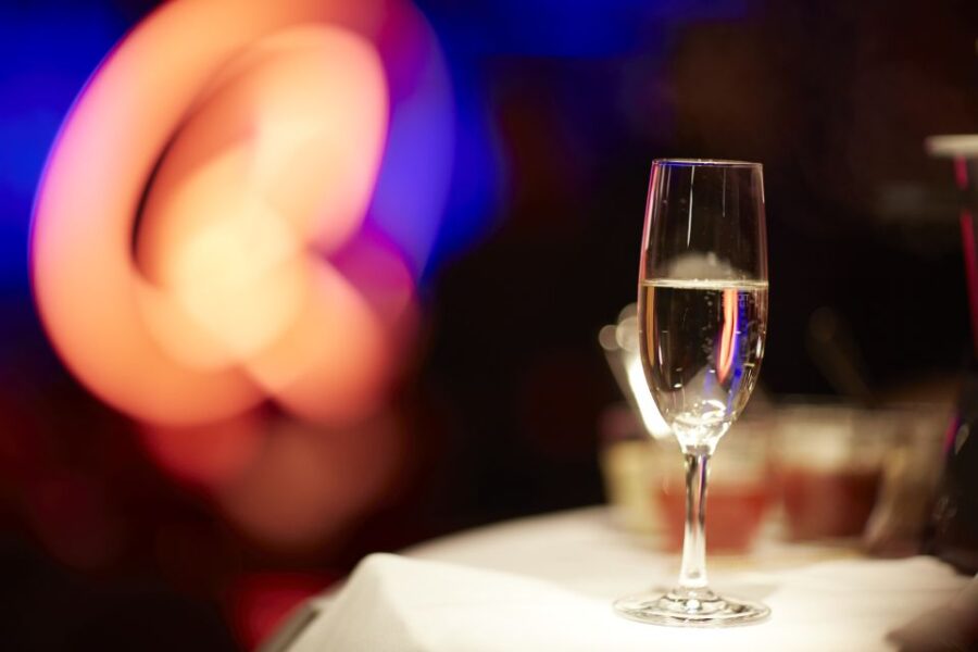 Quatsch Comedy Club Berlin: Quatsch Comedy Hot Shot - The Quatsch Comedy Club: A Historic Venue in Berlin