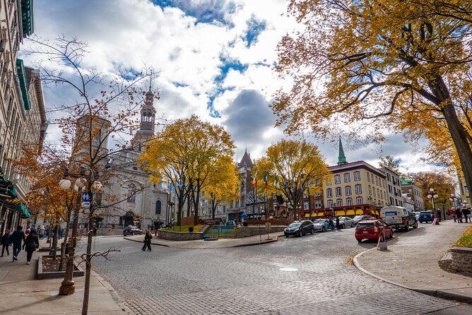 Quebec City Scavenger Hunt and City Highlights Walking Tour - Flexibility and Family-Friendly Pacing