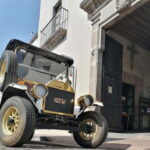 Querétaro: City Tour in a Classic Ford T Vehicle - Discovering the Historic City Center by Classic Vehicle