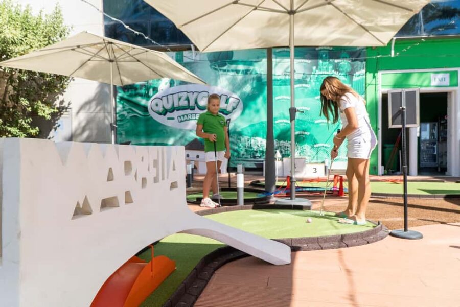 Quizygolf Marbella, Minigolf Ticket - A 15-Hole Course with Indoor and Outdoor Sections