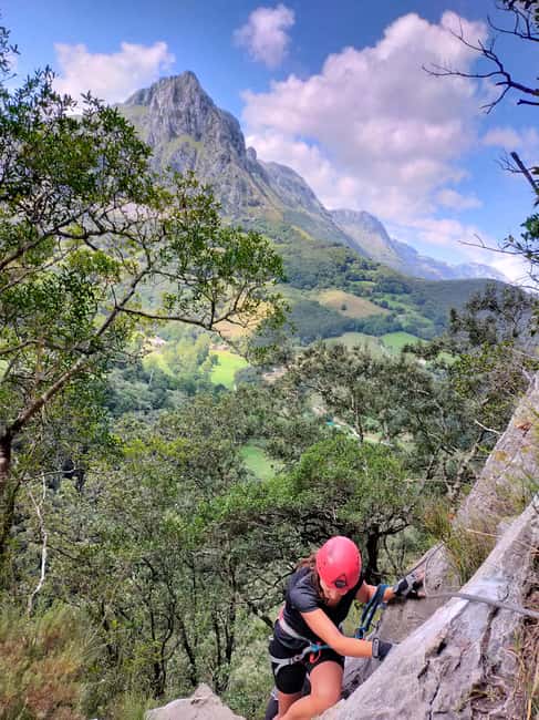 RAMALES DE LA VICTORIA, CANTABRIA: VIA FERRATA DEL CALIZ, BEGINNERS - Location and Meeting Point in Ramales de la Victoria