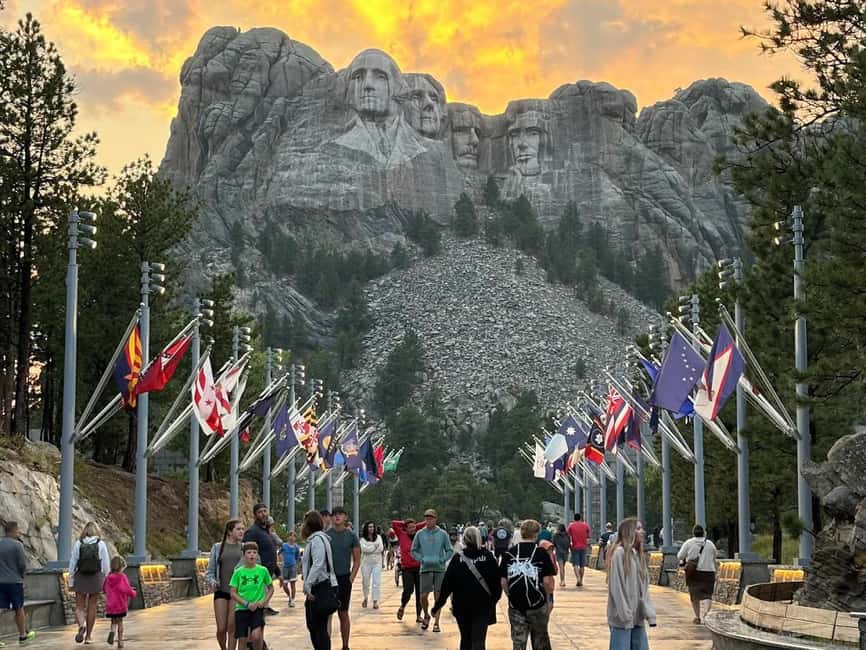 Rapid City: Black Hills Tour with Monument Tour - Convenient Pickup from Multiple Locations in South Dakota