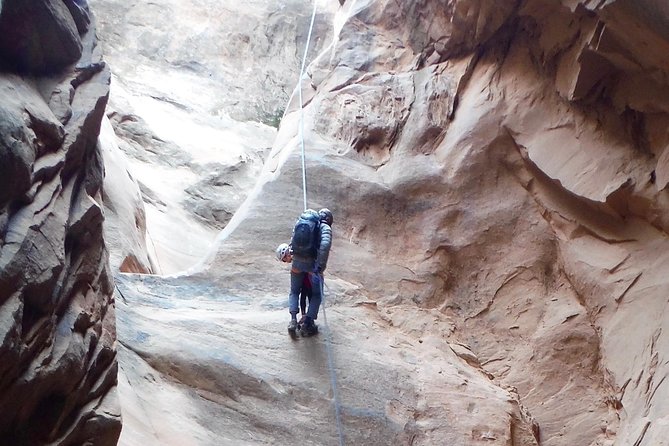 Rappelling and Stand Up Paddleboarding Combo - Canyoneering through Moab’s iconic sandstone arches