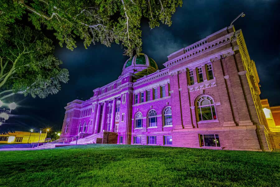 Ravaged Requiem of Reckoning: Roswell Ghost Tour - Roswell’s Haunted Streets and Iconic Locations