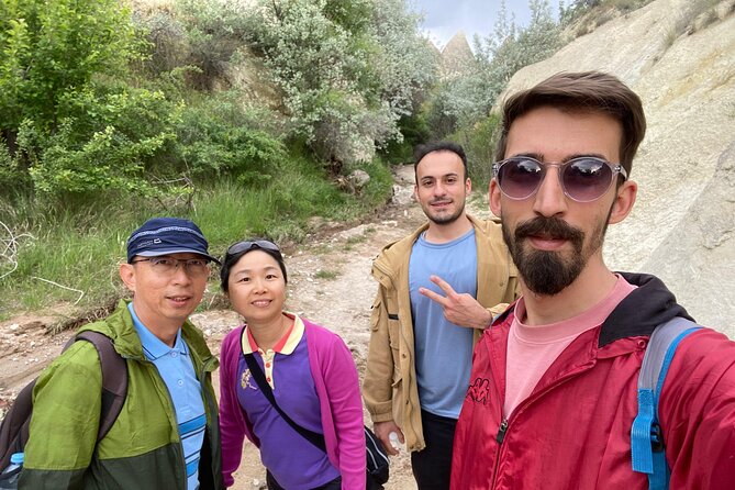 Red & Rose Valley Sunset Hiking Tour with a Trekking Dog "Oscar" - Guided Exploration of the Red and Rose Valleys