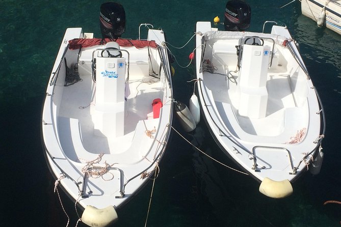RENT A BOAT 5,5m - 30hp LICENSE FREE Chora Sfakion, Sfakia - Easy Access and Convenient Meeting Point at Sfakia Port