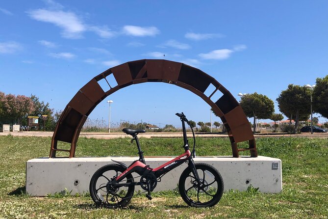 Rental of electric bicycles, personalized routes guided by GPS - Exploring Vilafamés Castle and the Roman Arch