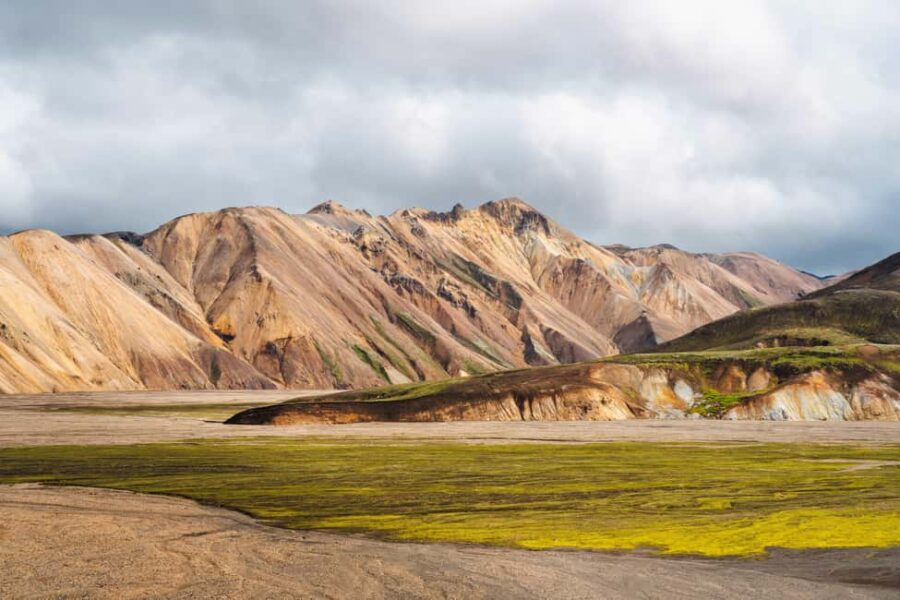 Reykjavik: Laugavegur Trail 4-Day Guided Trekking Tour - Exploring the Iconic Laugavegur Trail