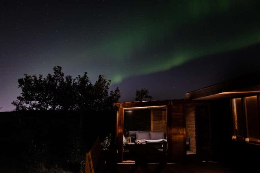 Reykjavík: Private Northern Lights Tour & Sauna Experience - The Charm of Hafravatn’s Countryside for Aurora Viewing