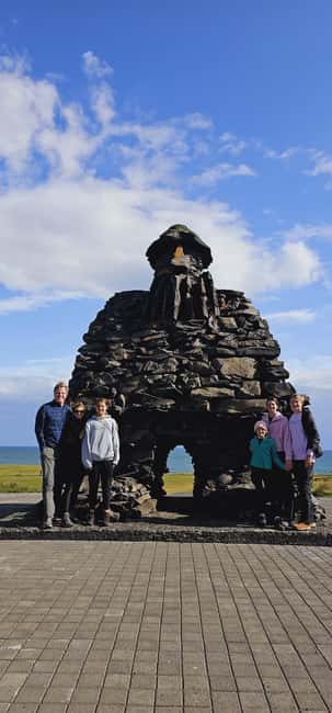 Reykjavik :Snaefellsnes Peninsula & Hvammsvik Hot Springs - Visiting the Black Sands and Shipwrecks at Djúpalónssandur Beach