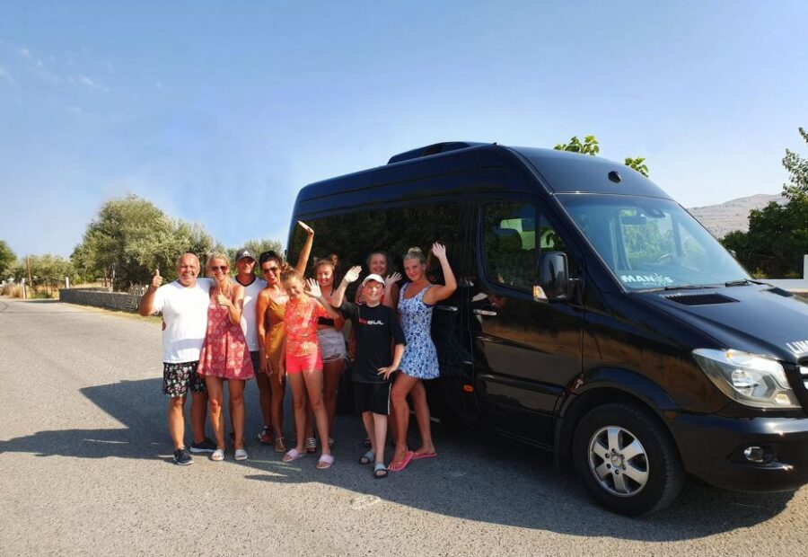 Rhodes Town and Lindos: Private Minibus Tour - From the Old Town to the Acropolis of Rhodes
